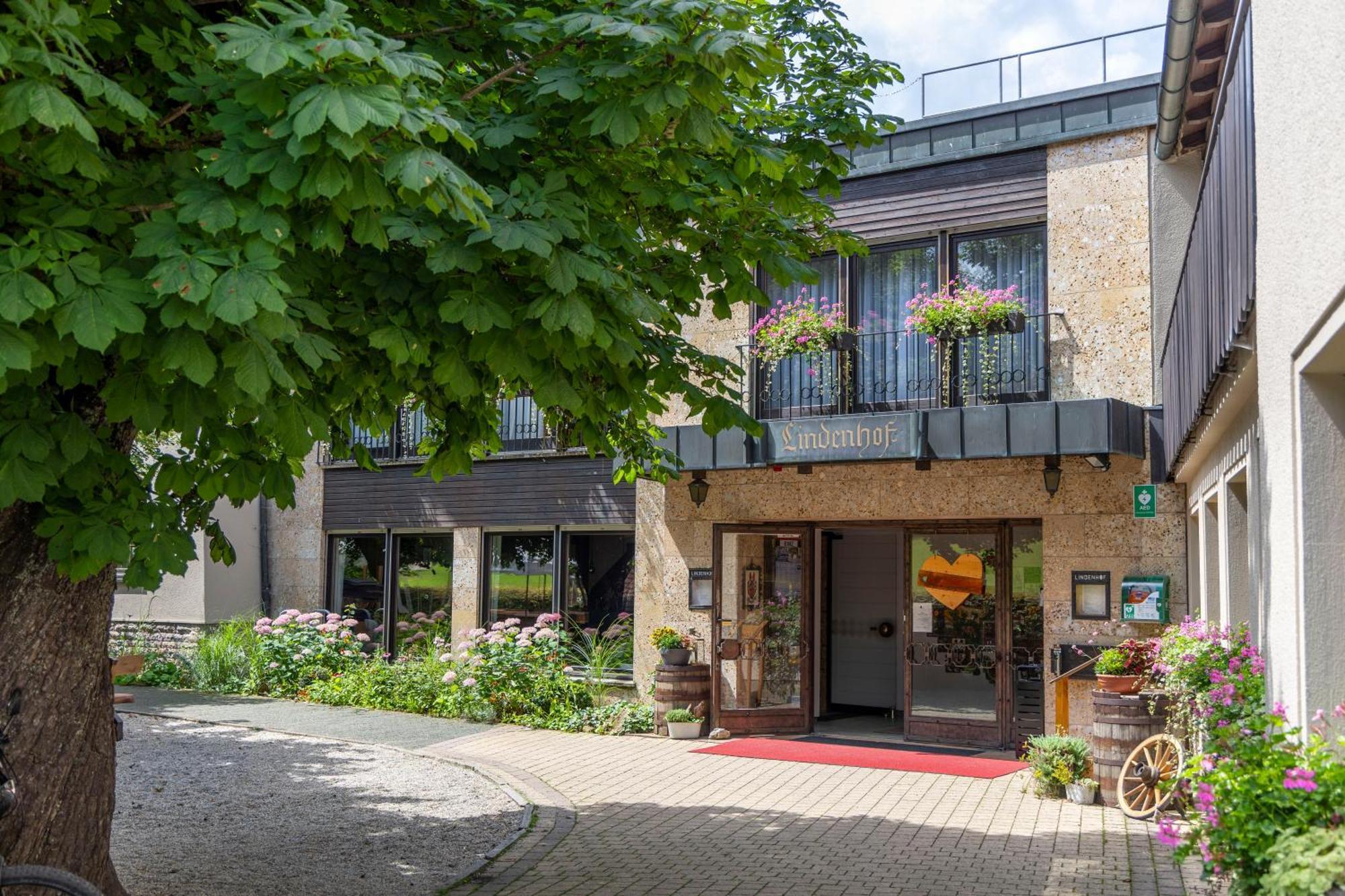 Hotel Lindenhof Hubmersberg Pommelsbrunn Extérieur photo